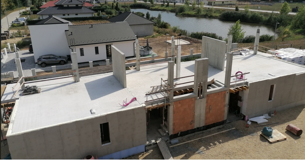Családi és társasház monolit vasbeton szerkezet - 12